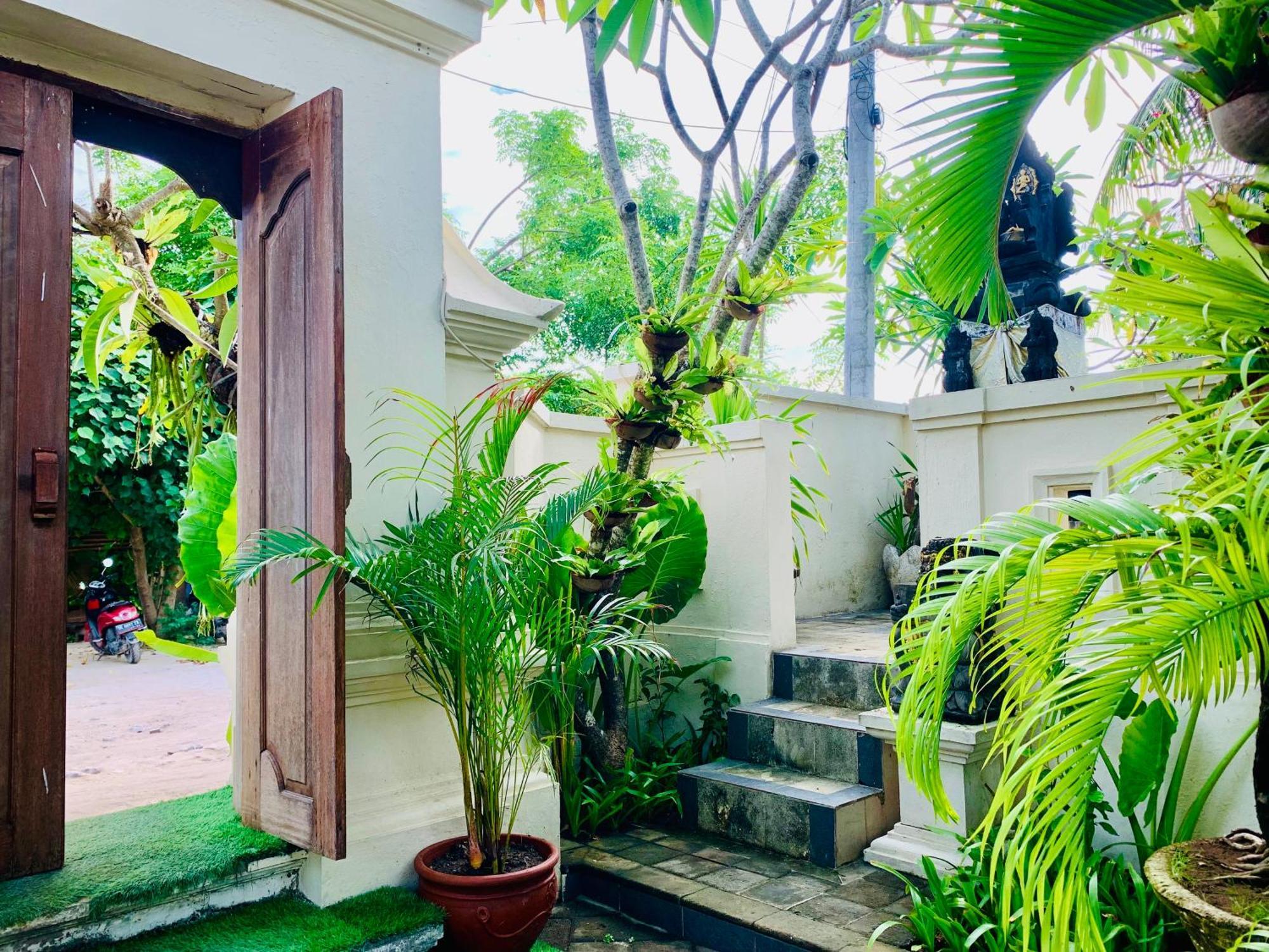 Pondok Baruna Garden Lembongan Extérieur photo